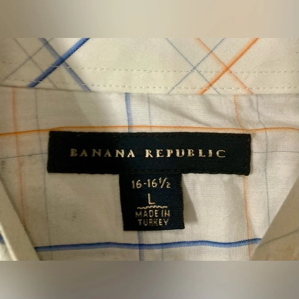 Banana Republic Men’s Size Large Button Down Shirt‎